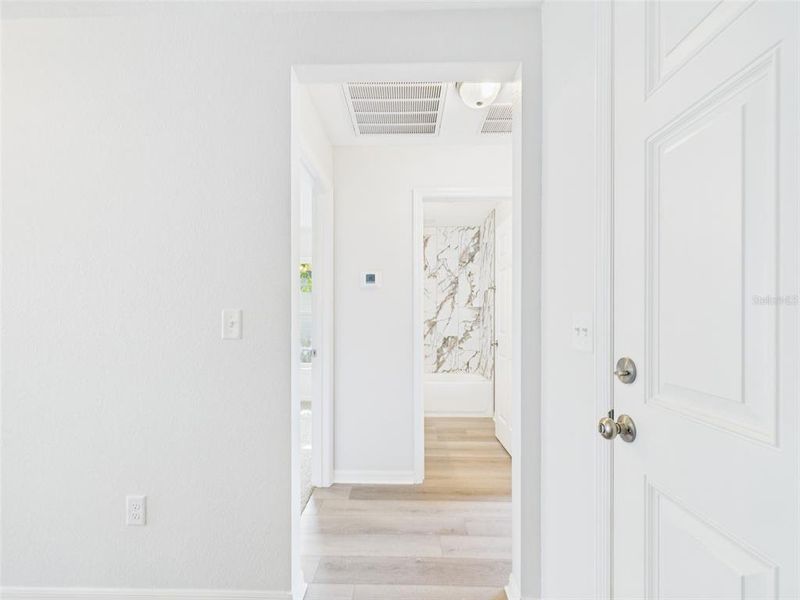 Spacious, unfurnished interior of a new home in , Lakeland (Image 22).