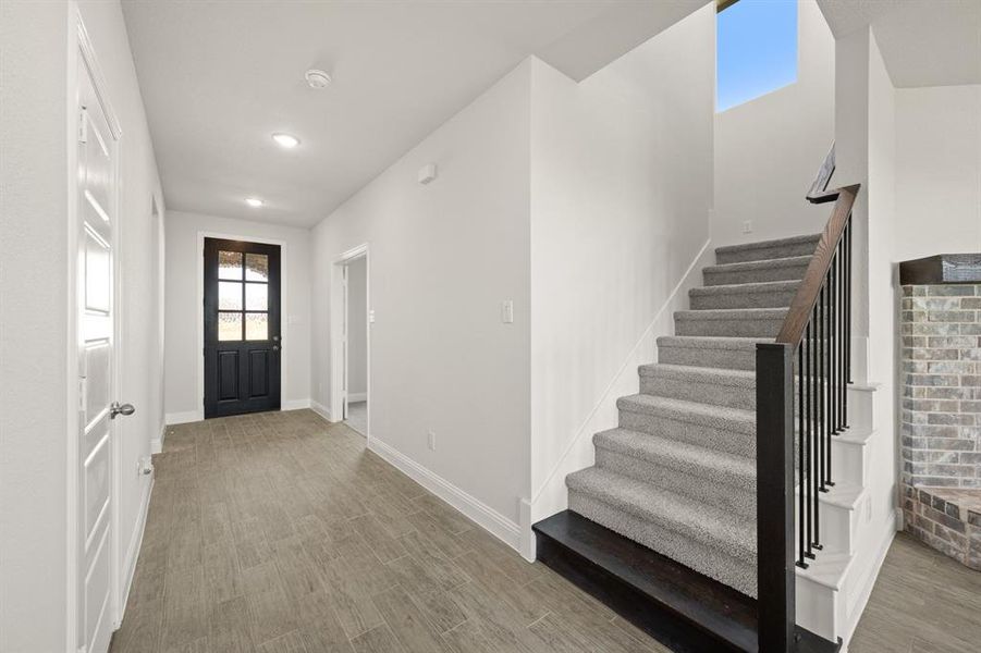 316 Reliance- ENtry-1