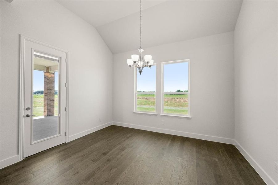 221 Olson- Dining-1 221 Olson- Dining-1