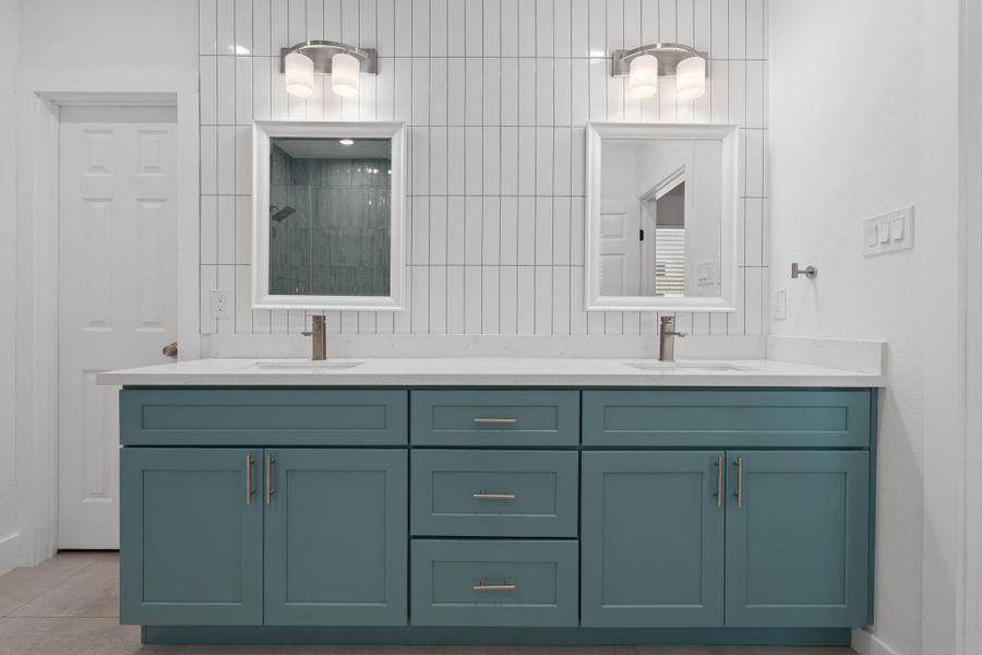 Furnished interior view inside a new home in , Baytown (Image 7).