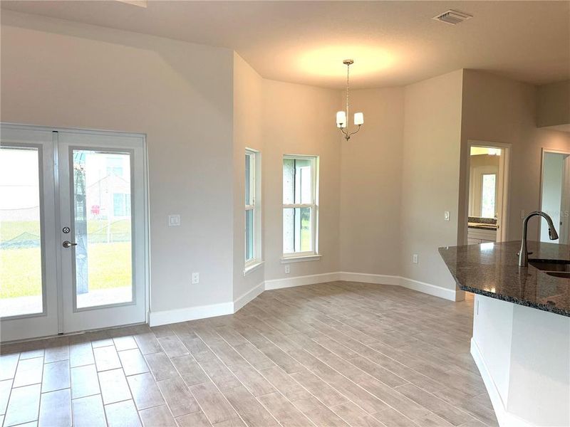Spacious, unfurnished interior of a new home in South Gulf Cove, Port Charlotte (Image 15).