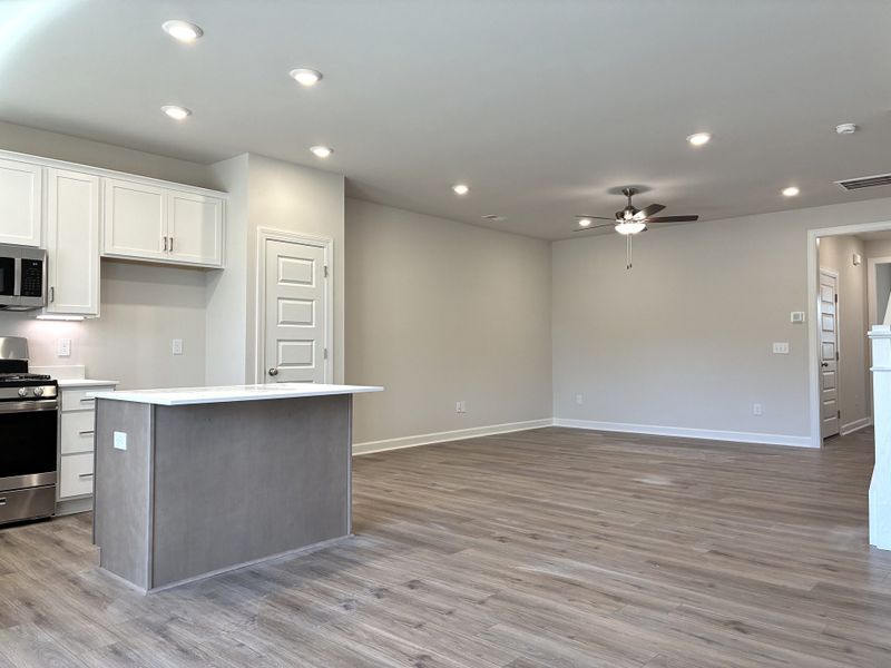 Image 18 of a home in Holly Ridge. Image 18 of a home in Holly Ridge.
