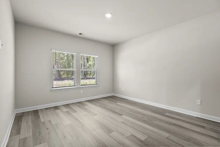 Spacious, unfurnished interior of a new home in Waterside - Boardwalk Series, Longs (Image 22). Spacious, unfurnished interior of a new home in Waterside - Boardwalk Series, Longs (Image 22).