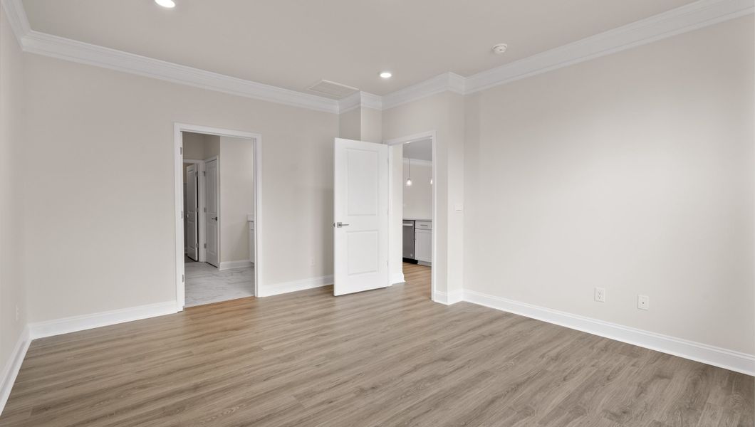 Representative unfurnished interior of a home built from the Robinson by D.R. Horton in The Villas at Pine Valley, Boiling Springs (Image 24).