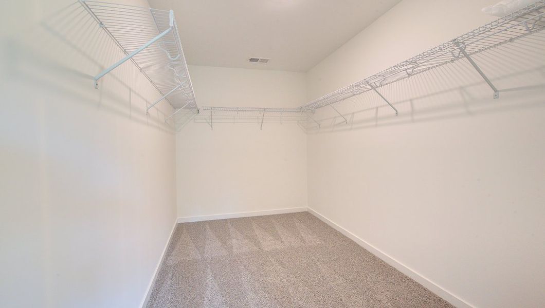 Spacious, unfurnished interior of a new home in Pleasant Grove, Weaverville (Image 20).