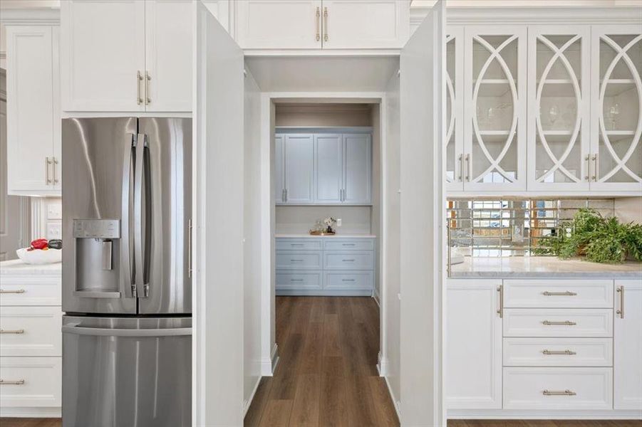 Furnished interior view inside a new home in , Robinson (Image 5).