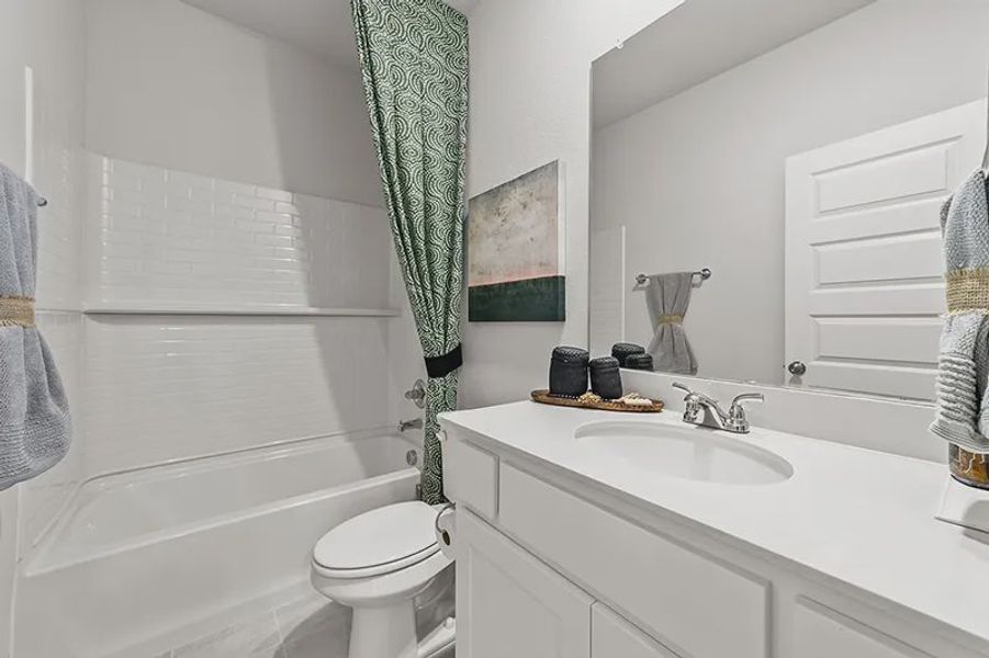 Furnished interior view inside a new home in Rolling Ridge, Van Alstyne (Image 13).
