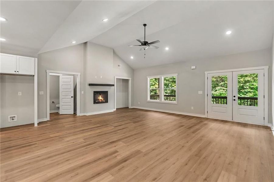 Spacious, unfurnished interior of a new home in , Waco (Image 22).