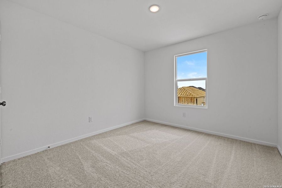 Spacious, unfurnished interior of a new home in Voss Farms, New Braunfels (Image 12).