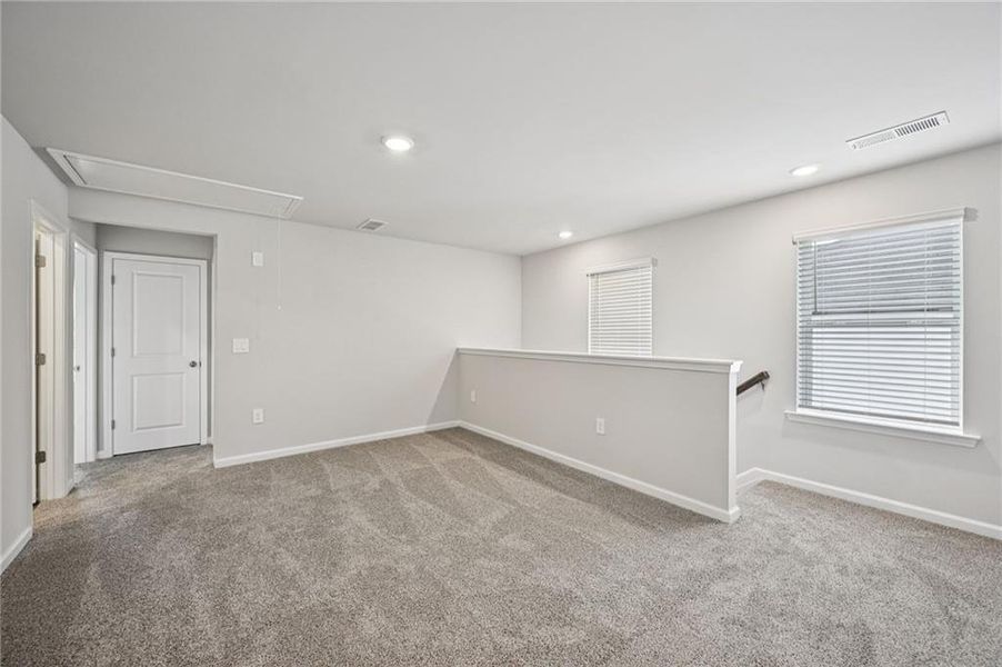Spacious, unfurnished interior of a new home in Avalon - Reserve Series, Conyers (Image 39). Spacious, unfurnished interior of a new home in Avalon - Reserve Series, Conyers (Image 39).