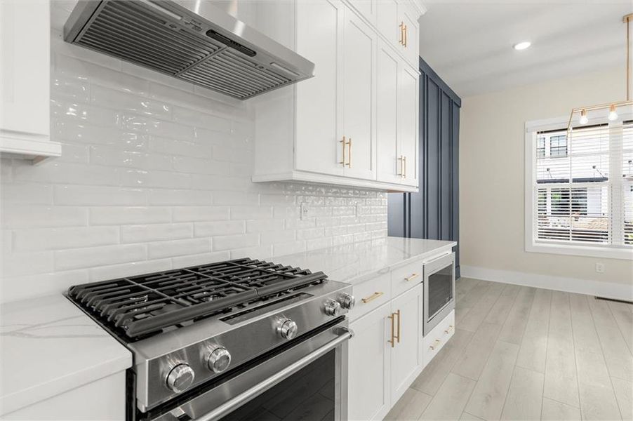 Furnished interior view inside a new home in The Gathering – Alpharetta, Alpharetta (Image 11).