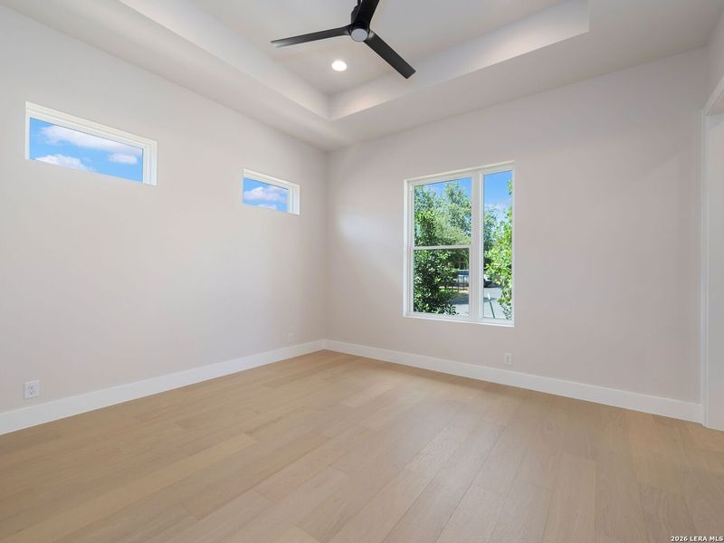 Spacious, unfurnished interior of a new home in , San Antonio (Image 41).