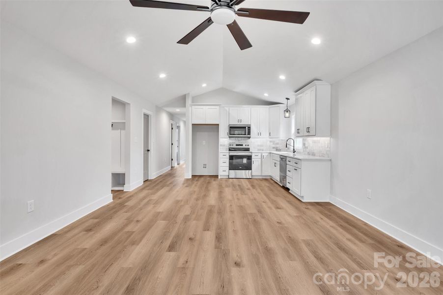 Spacious, unfurnished interior of a new home in , Lincolnton (Image 18). Spacious, unfurnished interior of a new home in , Lincolnton (Image 18).