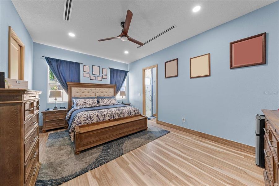 Furnished interior view inside a new home in , Kissimmee (Image 45). Furnished interior view inside a new home in , Kissimmee (Image 45).