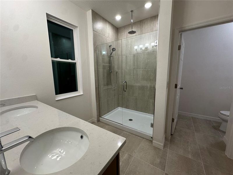 Furnished interior view inside a new home in , Deland (Image 7).