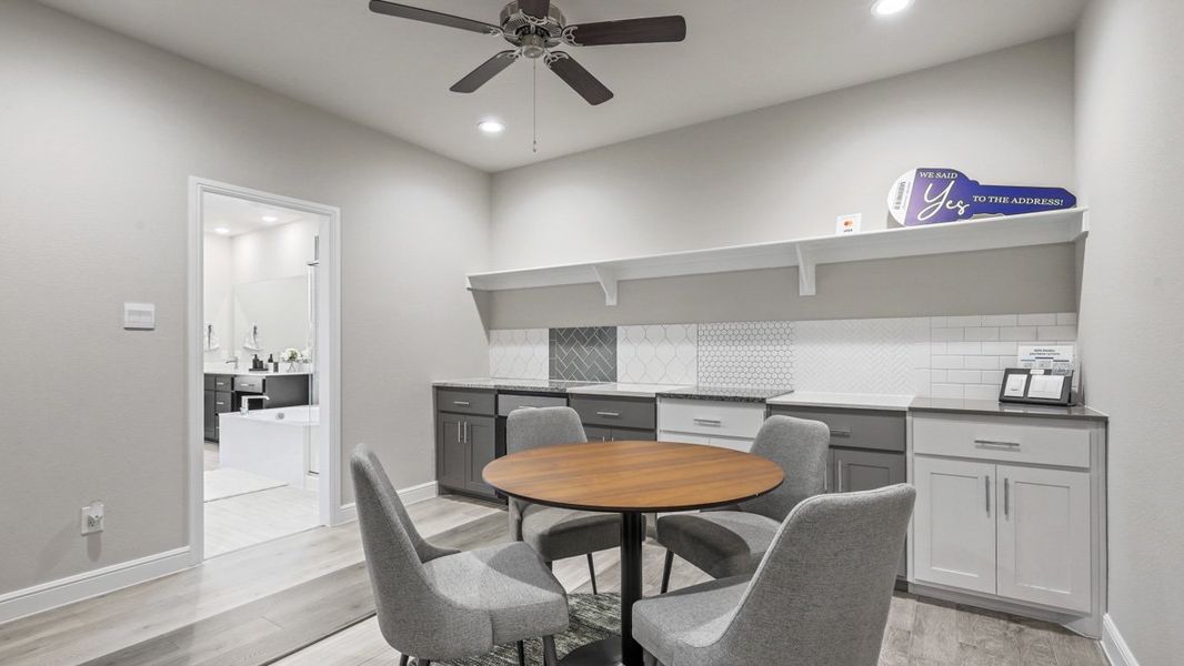 Furnished interior view inside a new home in Treeline, Justin (Image 25).