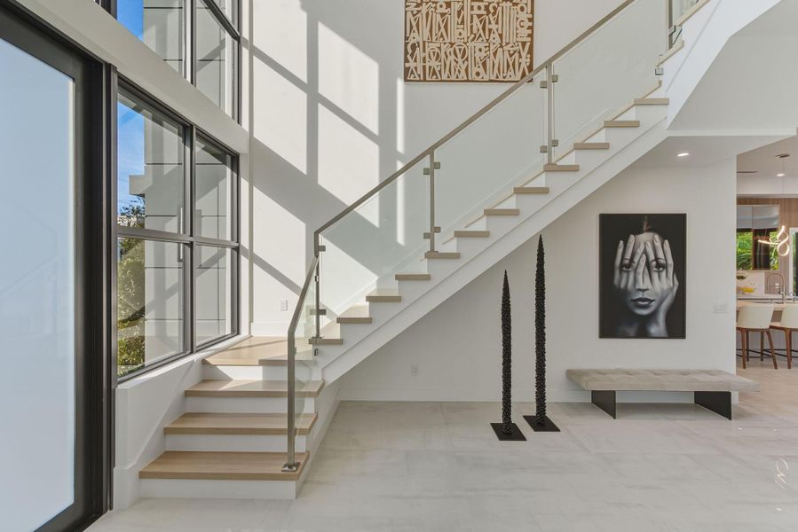 Spacious, unfurnished interior of a new home in , Boca Raton (Image 22).