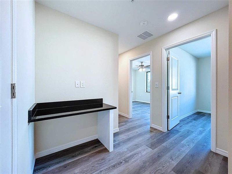 Spacious, unfurnished interior of a new home in , Tampa (Image 30).