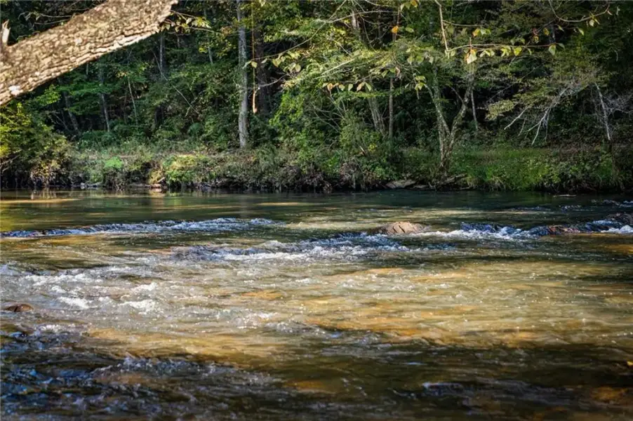 Natural landscape and outdoor views near in Ellijay (Image 16). Natural landscape and outdoor views near in Ellijay (Image 16).