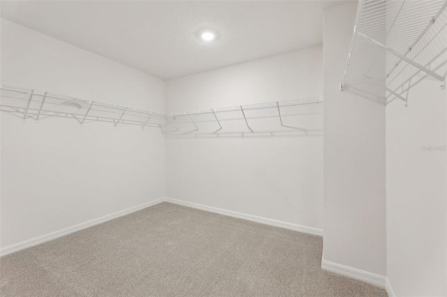 Spacious, unfurnished interior of a new home in Crosswinds - Signature Series, Haines City (Image 34).