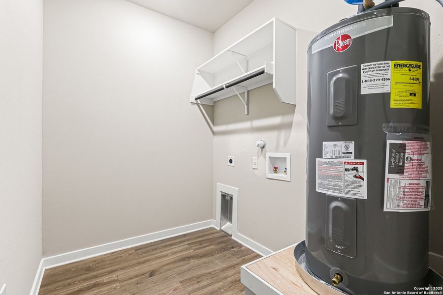 Close-up of interior finishes inside a home in , San Antonio (Image 18).