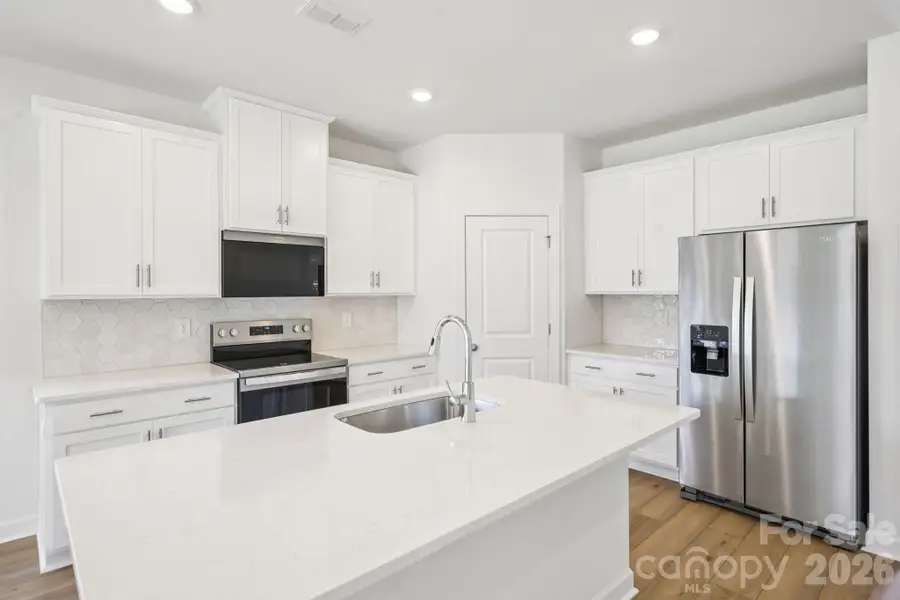 Photo is not of the actual home but is an inspirational photo of builder’s model home and may depict options, furnishings, and/or decorator features that are not included.