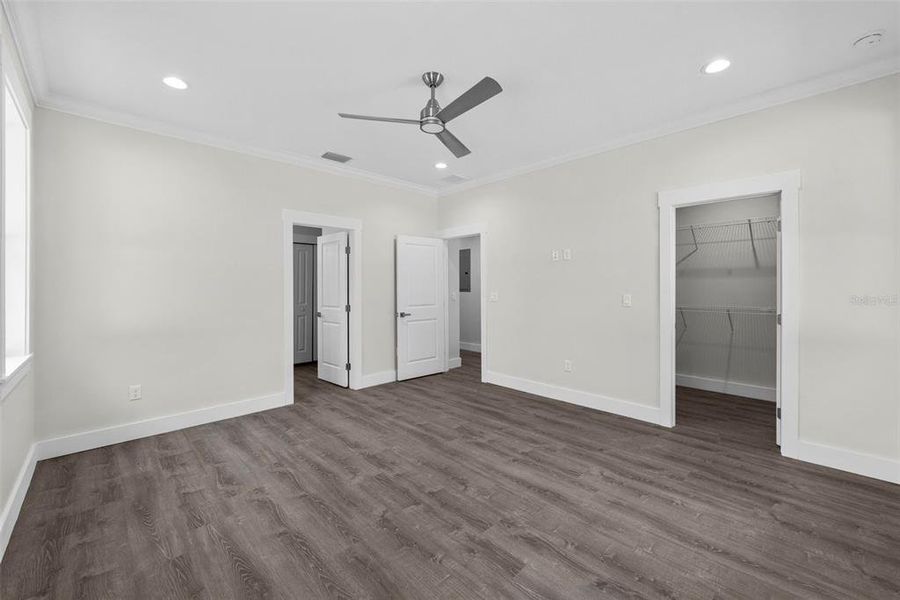 Spacious, unfurnished interior of a new home in , Tampa (Image 20). Spacious, unfurnished interior of a new home in , Tampa (Image 20).