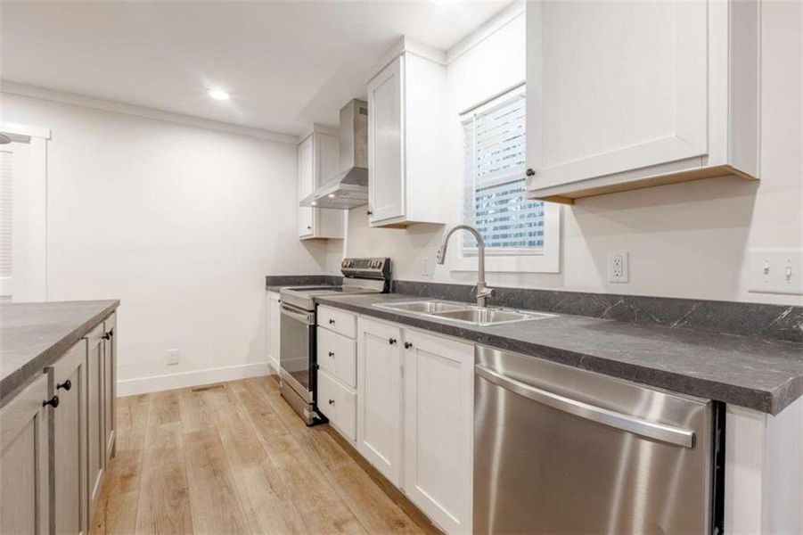 Furnished interior view inside a new home in , Ball Ground (Image 6). Furnished interior view inside a new home in , Ball Ground (Image 6).