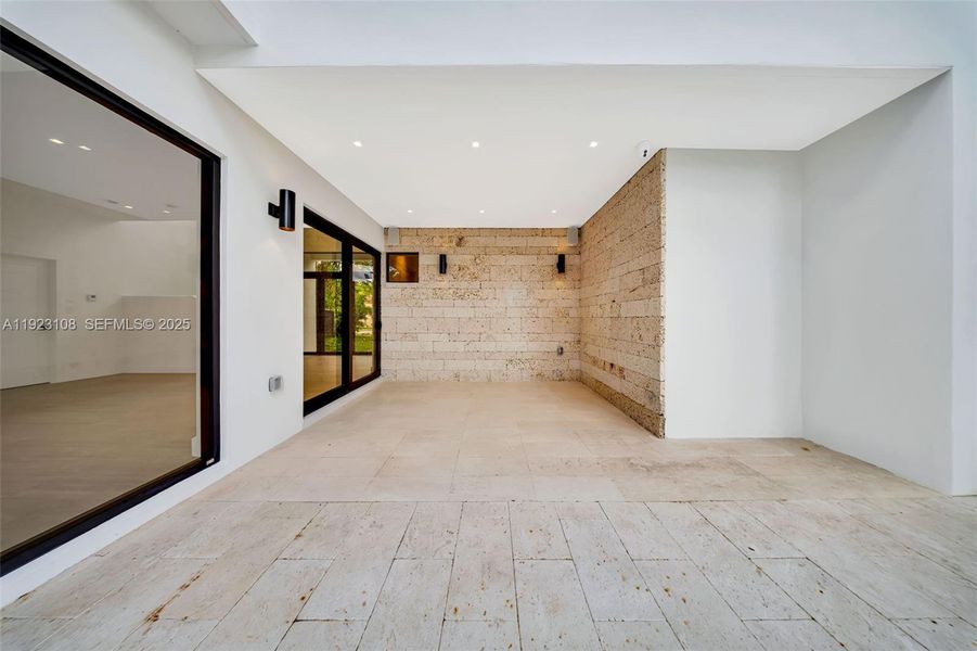 Image 50 of a home in .