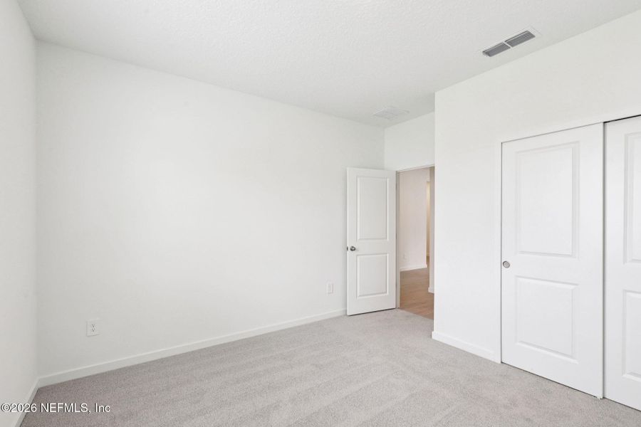 Spacious, unfurnished interior of a new home in Azalea Creek, Jacksonville (Image 17). Spacious, unfurnished interior of a new home in Azalea Creek, Jacksonville (Image 17).