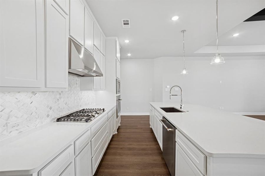 Furnished interior view inside a new home in Terraces – Classics, Rockwall (Image 12). Furnished interior view inside a new home in Terraces – Classics, Rockwall (Image 12).