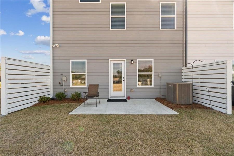Exterior details and patio area of a home in , Calhoun (Image 3).