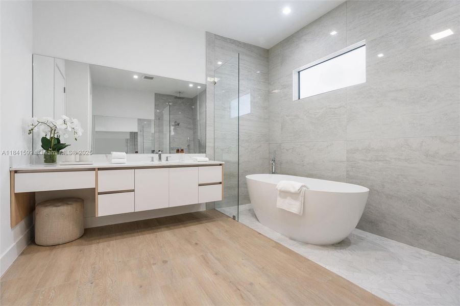 Furnished interior view inside a new home in , Cutler Bay (Image 7).