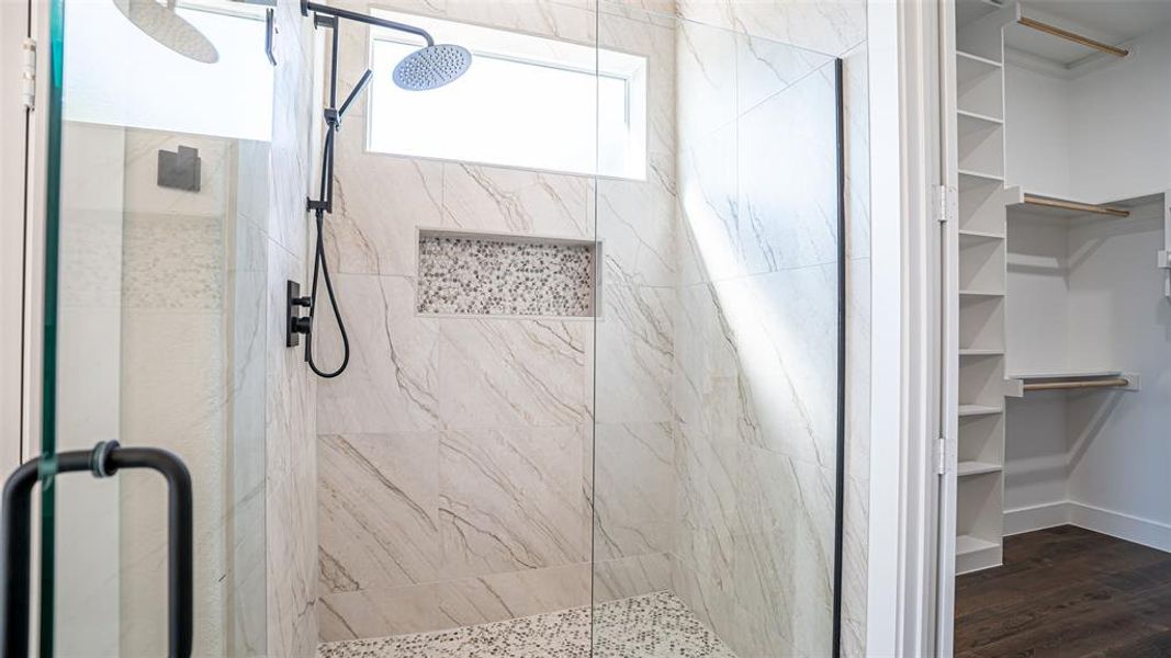 Close-up of interior finishes inside a home in , Granbury (Image 15).