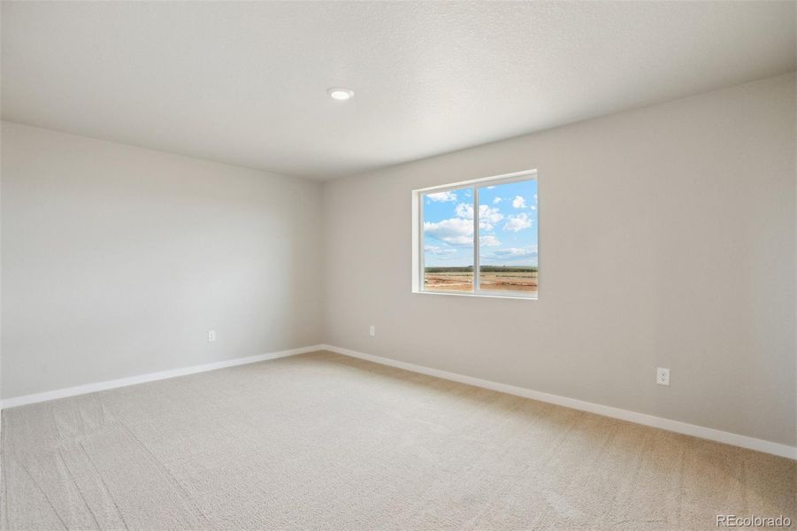 Spacious, unfurnished interior of a new home in Bennett Ranch, Bennett (Image 8).
