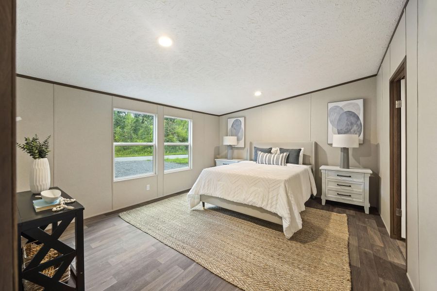 Furnished interior view inside a new home in , Ravenel (Image 27).