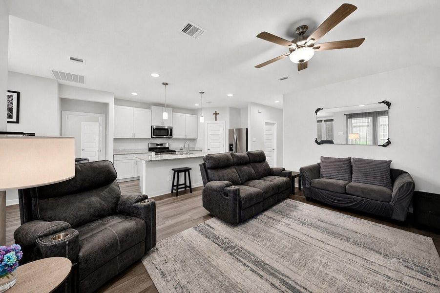 Furnished interior view inside a new home in Magnolia Place, Magnolia (Image 5). Furnished interior view inside a new home in Magnolia Place, Magnolia (Image 5).