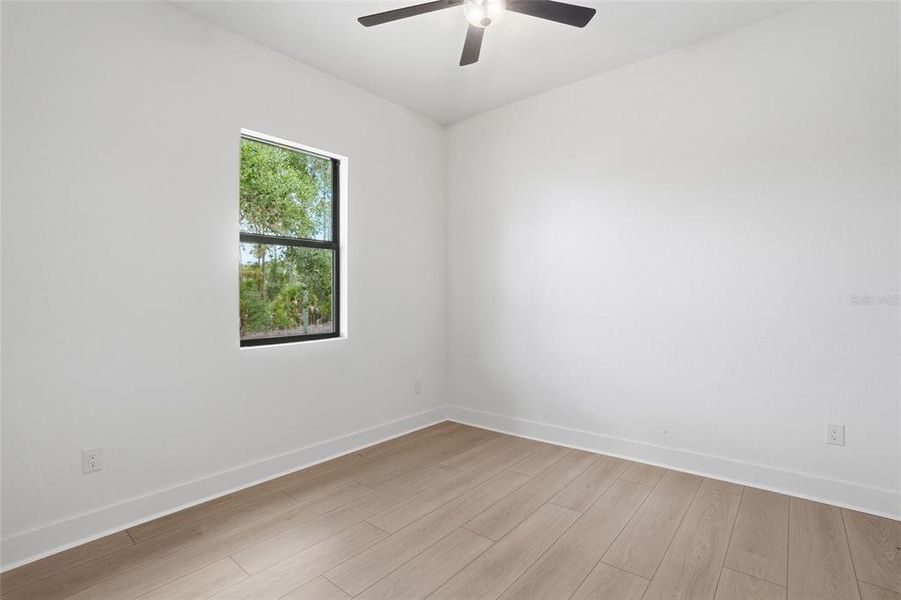 Spacious, unfurnished interior of a new home in , Port Charlotte (Image 20).