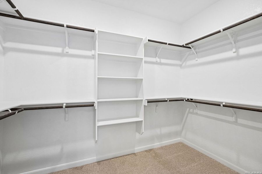 Spacious, unfurnished interior of a new home in Sagebrooke - Premier Series, San Antonio (Image 39).