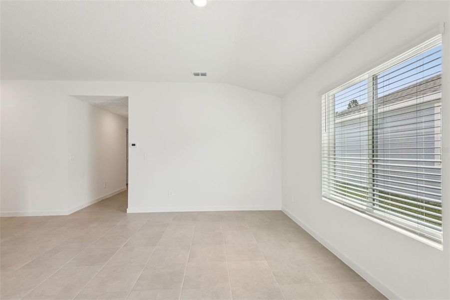 Spacious, unfurnished interior of a new home in , Palm Coast (Image 19).