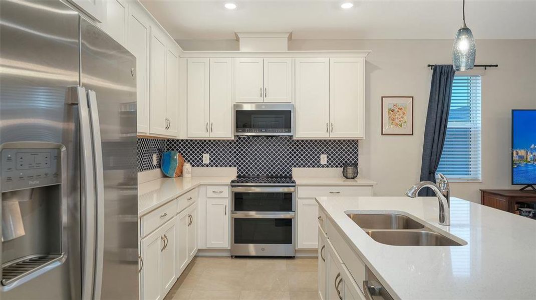 Furnished interior view inside a new home in , Lakewood Ranch (Image 19).