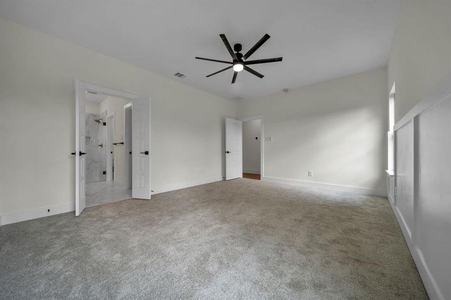 Spacious, unfurnished interior of a new home in , Dallas (Image 10). Spacious, unfurnished interior of a new home in , Dallas (Image 10).