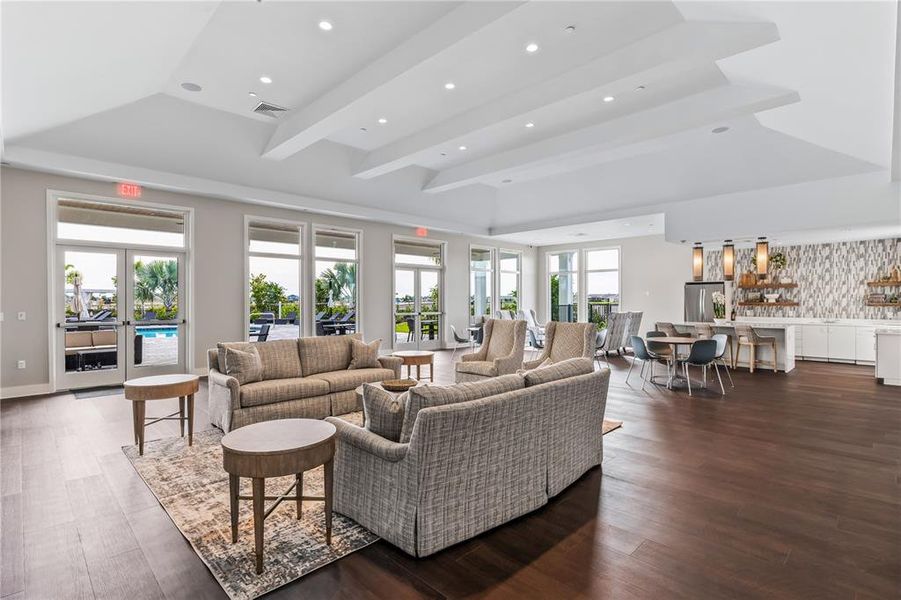 Community amenities in , Port Charlotte (Image 26).