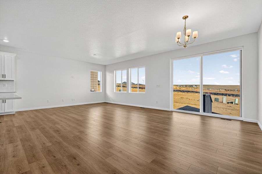 Spacious, unfurnished interior of a new home in Trailstone, Arvada (Image 13).