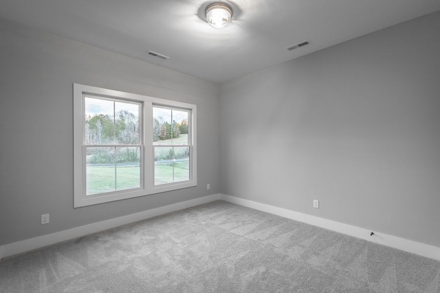 Spacious, unfurnished interior of a new home in Creekside, Cleveland (Image 64).