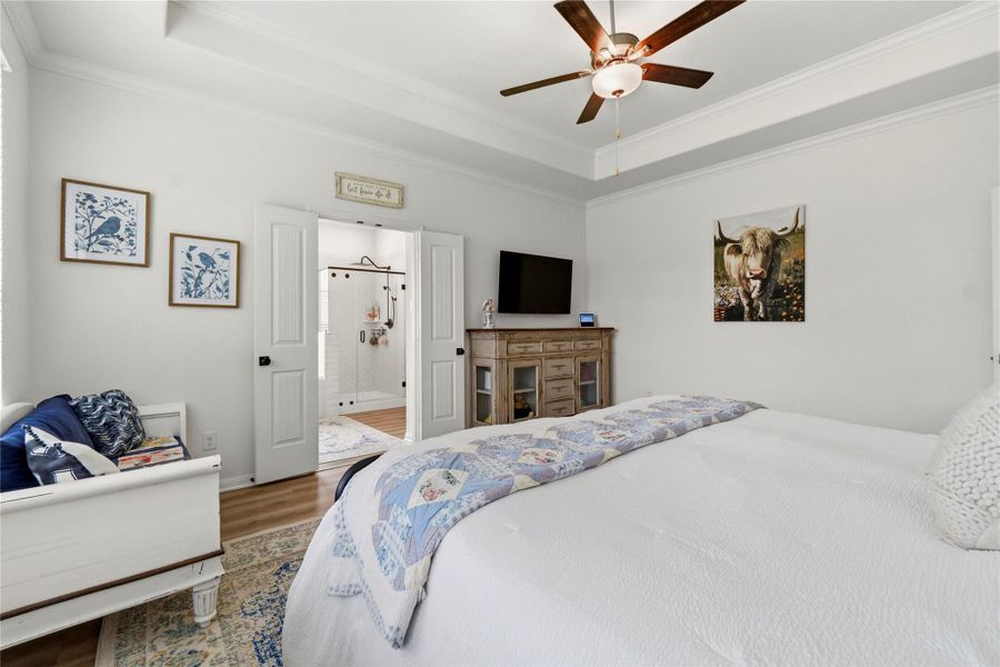 Furnished interior view inside a new home in Deer Pines, Conroe (Image 17).