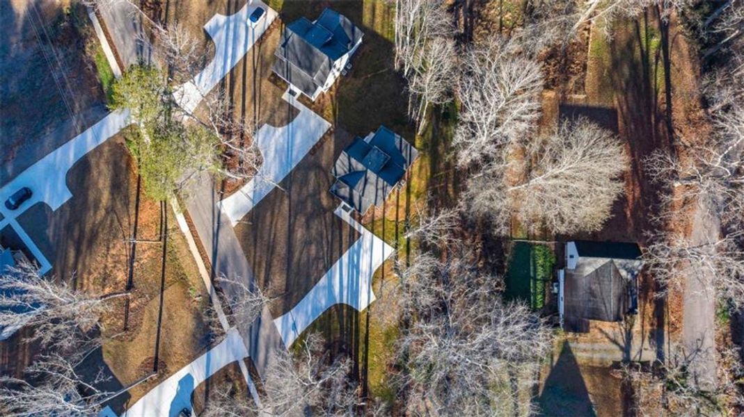 Image 40 of a home in .