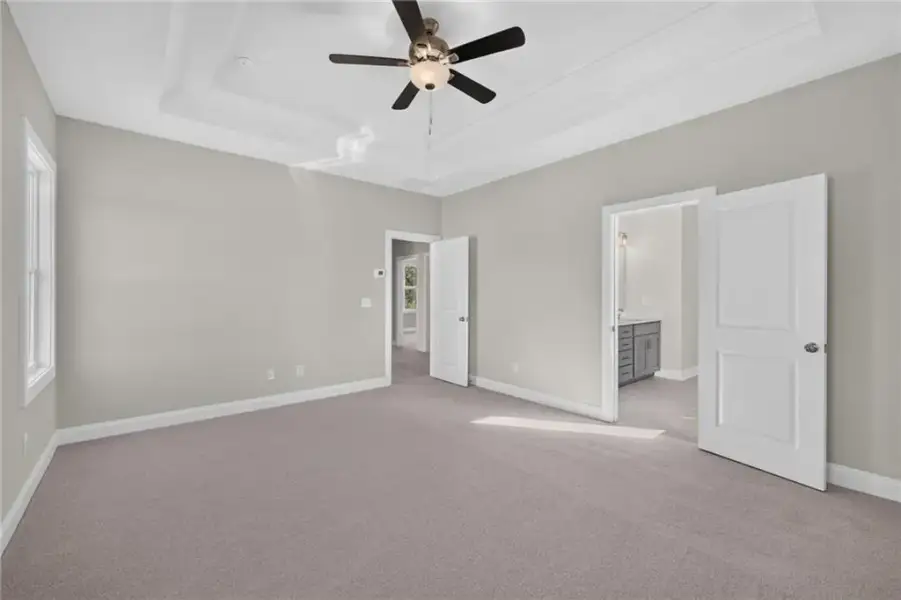 Spacious, unfurnished interior of a new home in , Jefferson (Image 21).