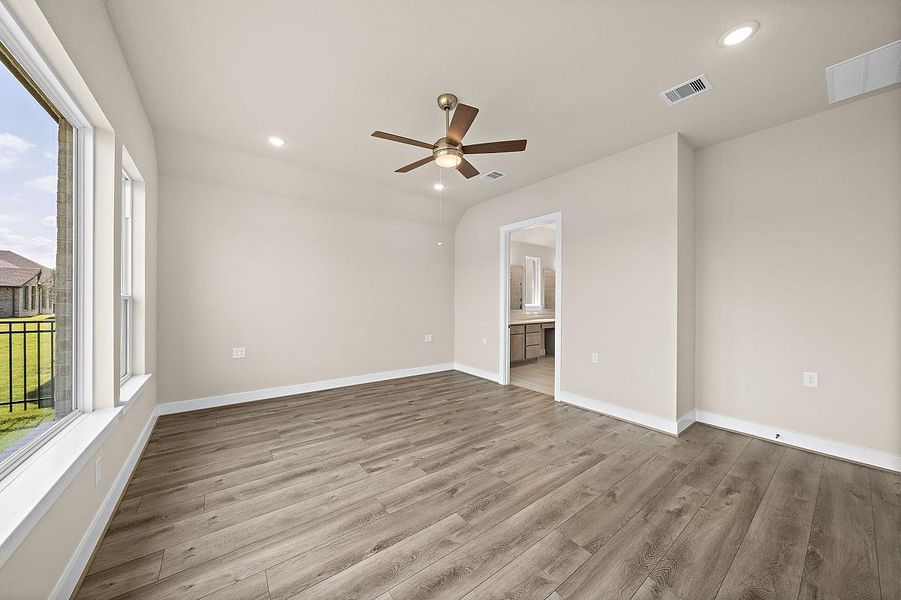 Representative unfurnished interior of a home built from the Daisy by Caldwell Homes in The Highlands, Porter (Image 41). Representative unfurnished interior of a home built from the Daisy by Caldwell Homes in The Highlands, Porter (Image 41).