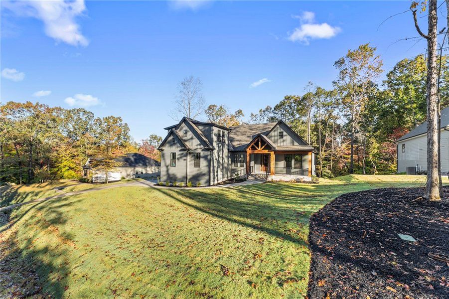 Image 38 of a home in Cross Creek Plantation.